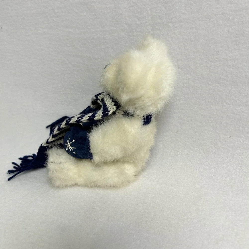 Collectable Boyds Bears & Friends  Small White‎ Polar Bear Scarf Mittens